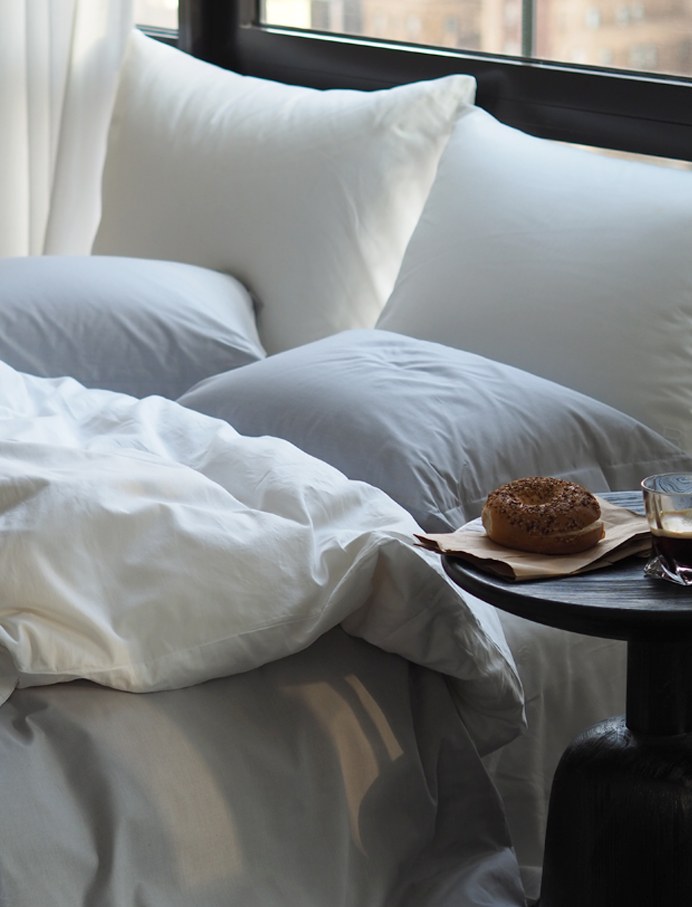 Bed linen material guide